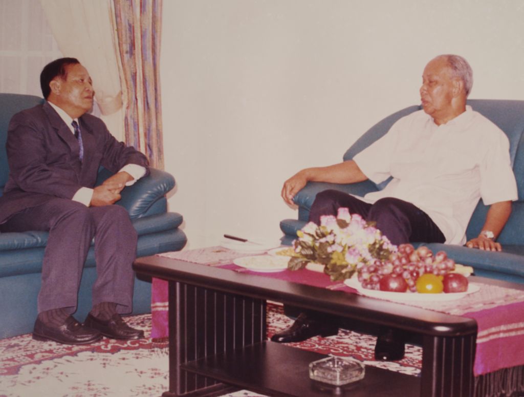 ທ່ານ ຄຳໄຕ ຢ້ຽມຢາມບູໄນ