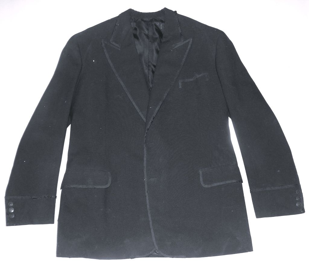 ເສື້ອແວັດ ສີດໍາ