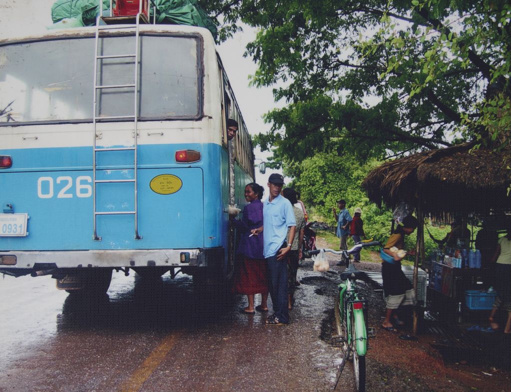 ຖະ​ໜົນ​ເມືອງ​ທ່າ​ແຂກ​ແຂວງ​ຄຳ​ມ່ວນ