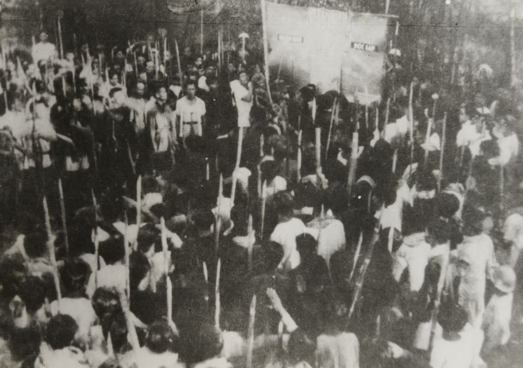 ການ​ຊຸມ​ນຸມ​ຂອງ​ປະ​ຊາ​ຊົນ