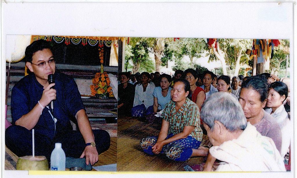 ທ່ານ ສົມພອນ ໂອ້ລົມຕໍ່ພໍ່ແມ່ປະຊາຊົນ