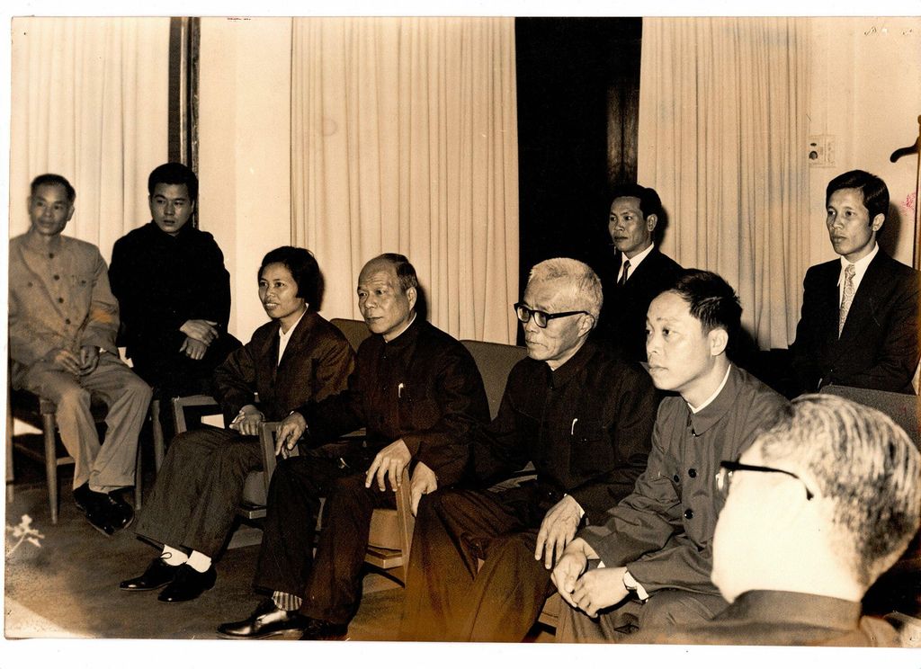 ທ່ານ ໄກສອນ ພົມວິຫານ ພົບ ທ່ານ ເຕີງສຽວເພີງທີ່ນະຄອນປັກກິ່ງ