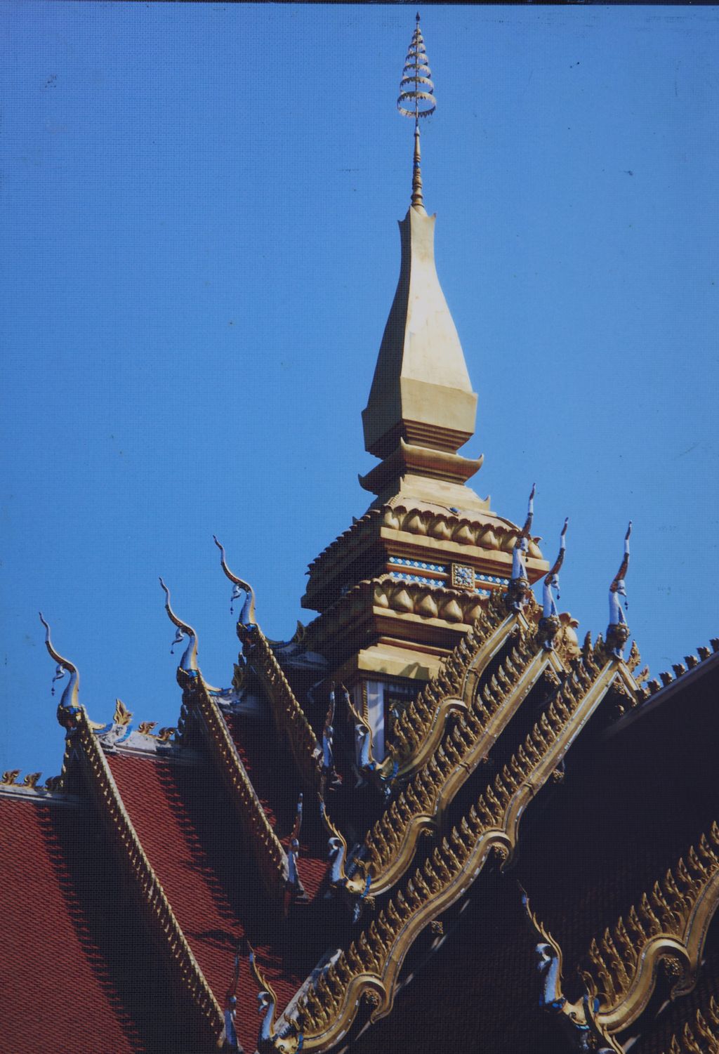 ຈອມ​ສິມ