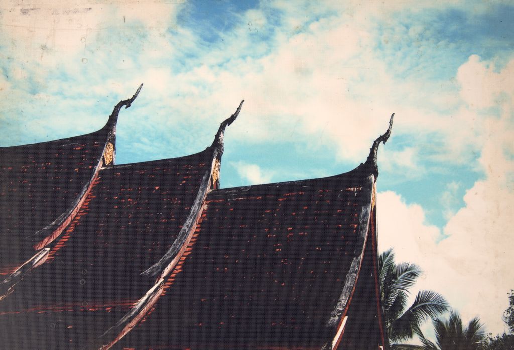 ຍອດຊໍ່ຟ້າວັດຊຽງທອງ ແຂວງຫຼວງພະບາງ