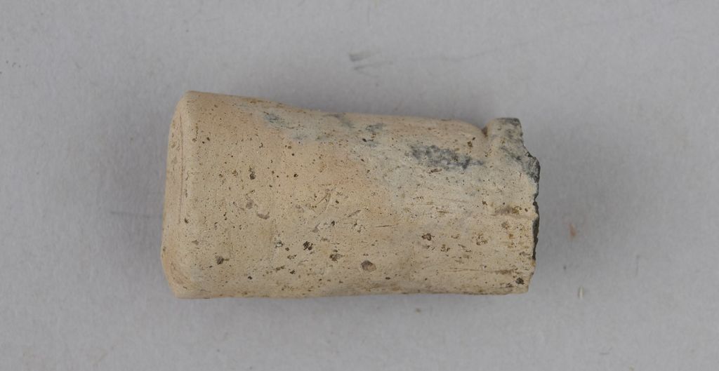 ກົ້ນກອກຢາສູບ 