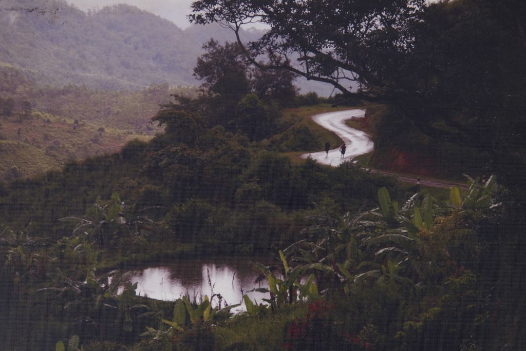 ເສັ້ນ​ທາງ​ໄປ​ເມືອງ​ຊຳ​ເໜືອ