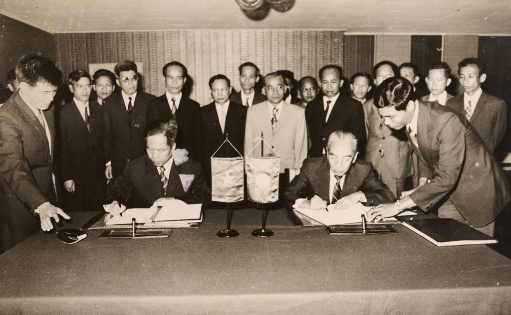 ການ​ເຊັນ​ສັນ​ຍາ​ຮ່ວມ​ມື​ລາວ-ຫວຽດ​ນາມ