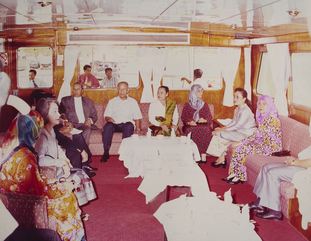 ທ່ານ ຄຳໄຕ ຢ້ຽມຢາມບູໄນ