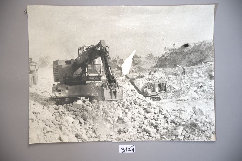 ການຂຸດຄົ້ນບໍ່ແຮ່