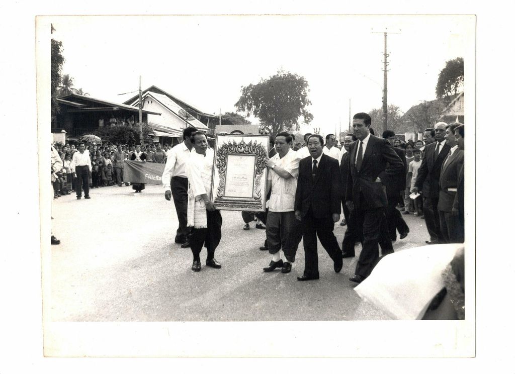 ຂະ​ບວນ​ແຮ່​ໃບ​ຢັ້ງ​ຢືນ​ເອົາ​ເມືອງ​ຫລວງ​ພະ​ບາງ​ເປັນ​ເມືອງ​ມໍ​ລະ​ດົກ​ໂລກ