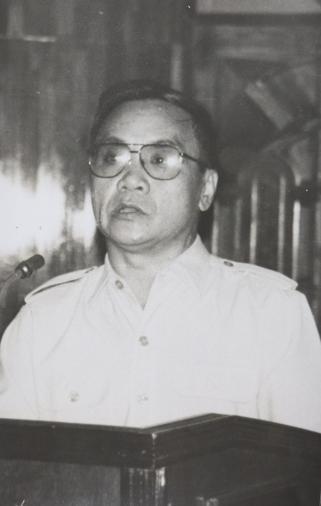 ທ່ານ ທອງ​ສິງ ທຳ​ມະ​ວົງ