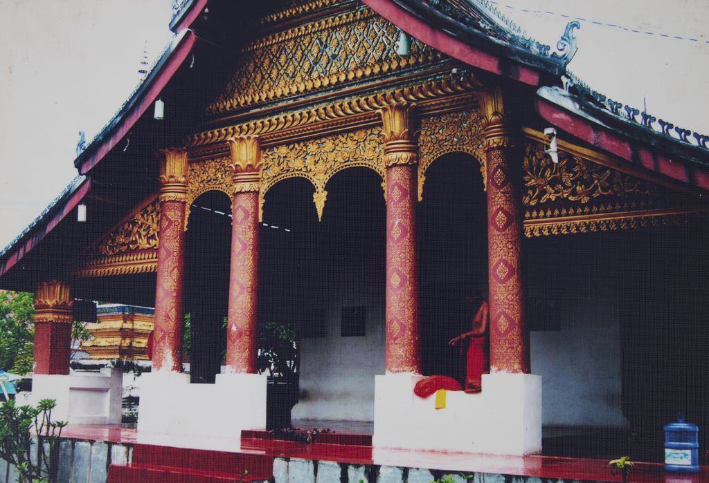 ວັດ​ຢູ່​ແຂວງ​ຫຼວງ​ພະ​ບາງ