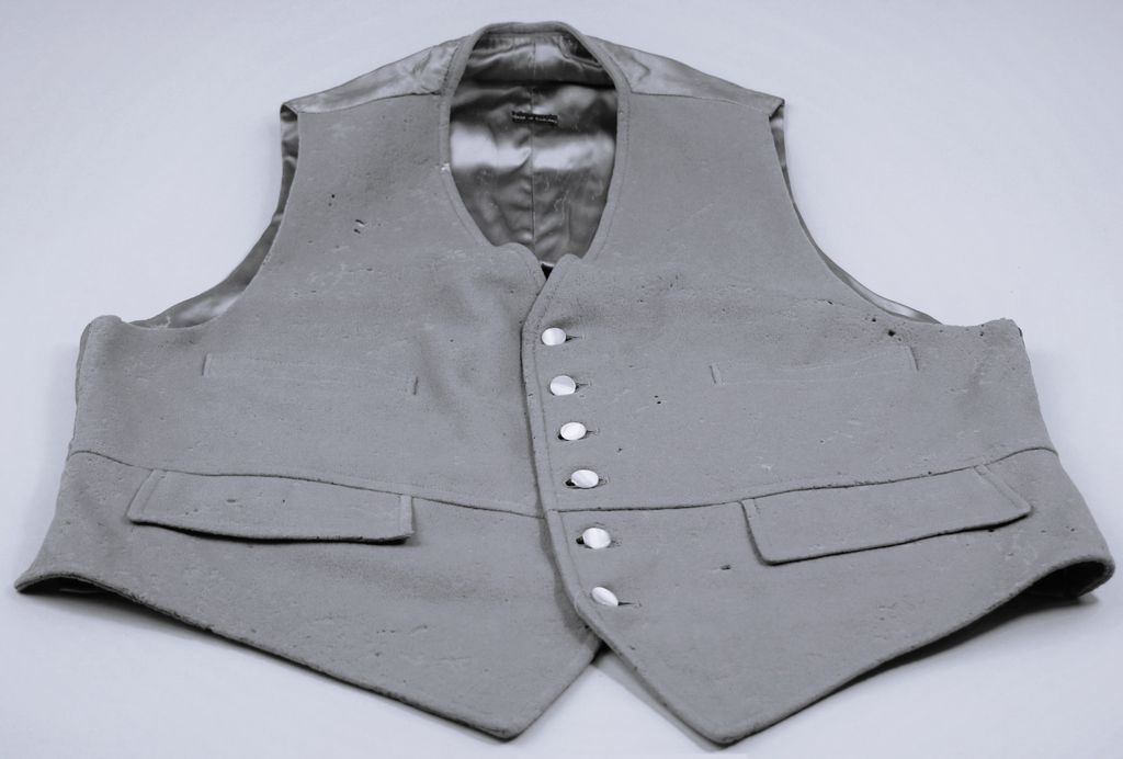 ເສື້ອຊ້ອນໃນຜູ້ຊາຍ ຜ້າສີຂີ້ເທົ່າ