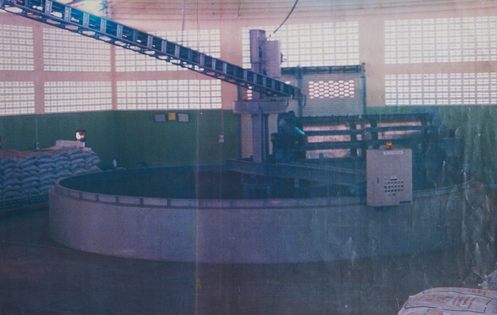 ໂຮງ​ງານ​ສີ​ເມັນ