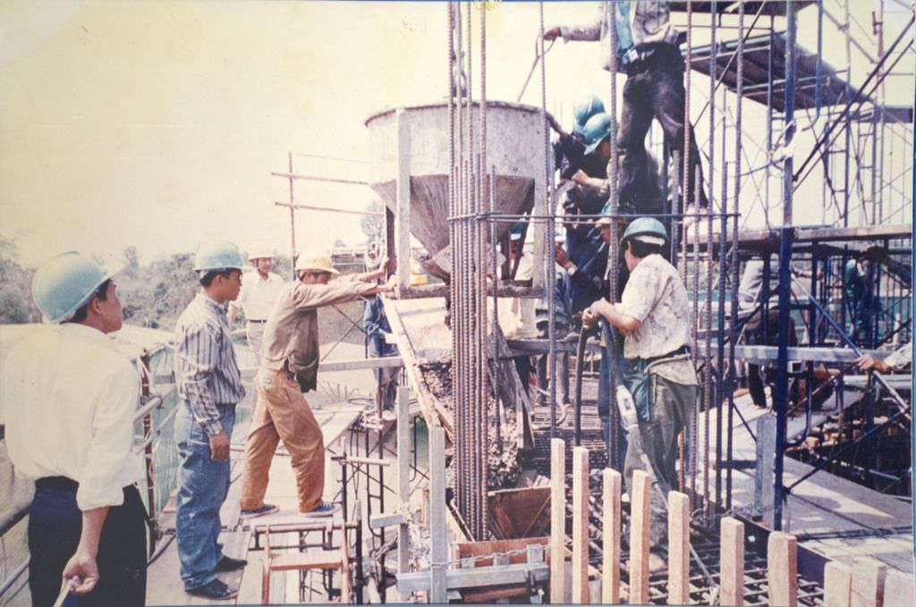 ການກໍ່​ສ້າງ​ອ່າງ​ເກັບ​ນ້ຳ​ປະ​ປາສາ​ລາ​ຄຳ