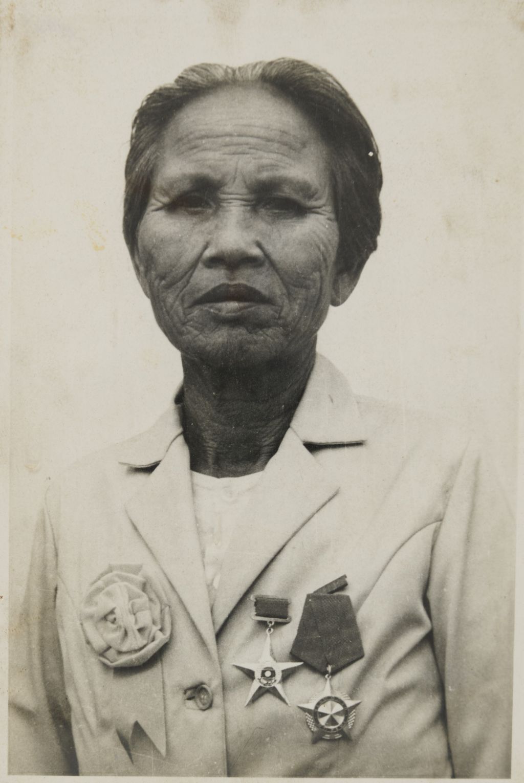 ສະ​ຫາຍ ແມ່​ບຸນ​ຕາ ແຂວງ​ຄຳ​ມ່ວນ