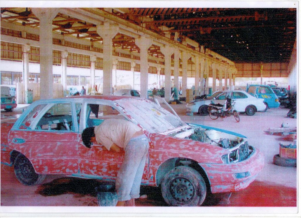 ສູນ​ສ້ອມ​ແປງ​ລົດ