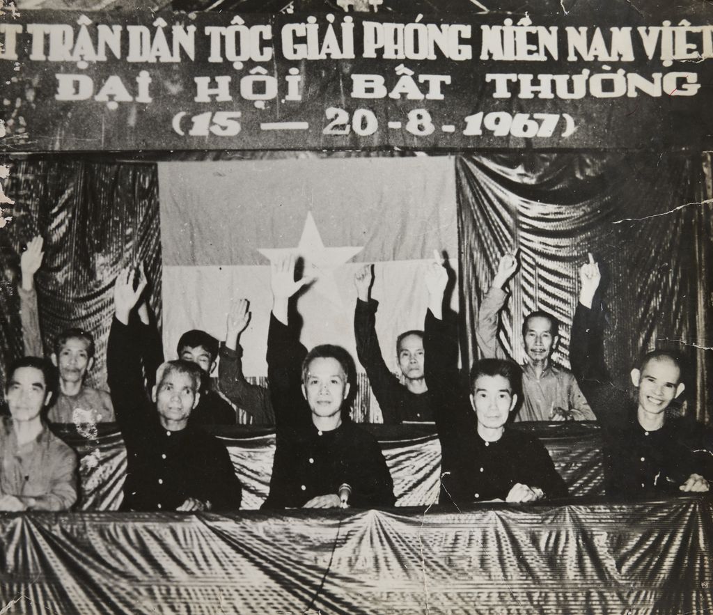 ເຫັນ​ດີ​ກັບ​ເອົາ​ມະ​ຕິ​ກອງ​ປະ​ຊຸມ