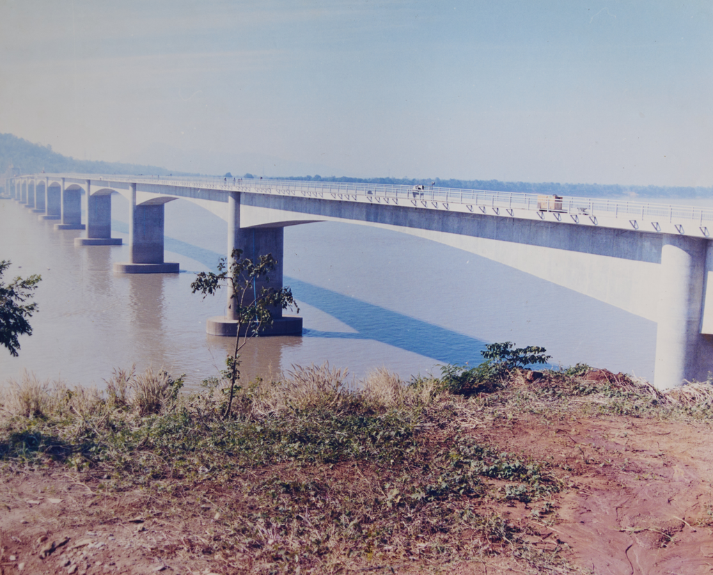 ຂົວ​ມິດ​ຕະ​ພາບລາວ-ໄທ