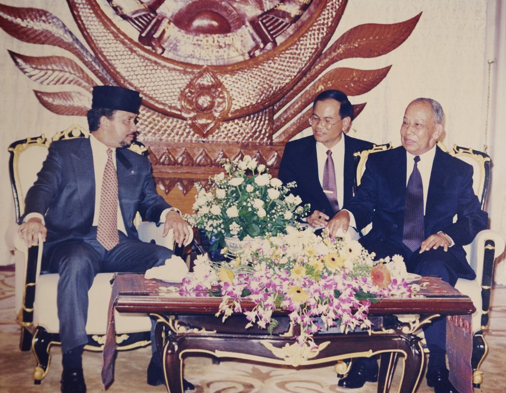 ທ່ານ ຄຳໄຕ ​ສີ​ພ​ັນ​ດອນ