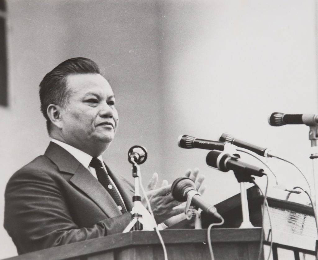 ທ່ານ ໄກ​ສອນ ພົມ​ວິ​ຫານ