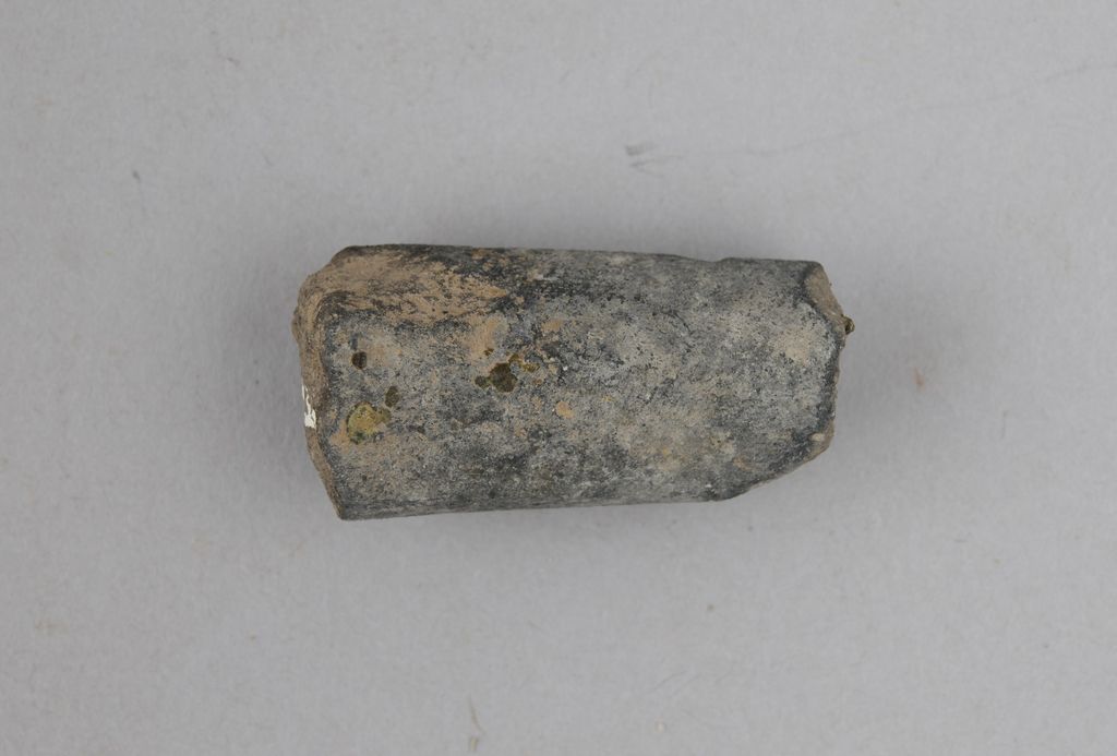 ກົ້ນກອກຢາສູບ  