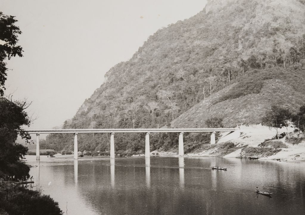 ຂົວ​ຂ້າມ​ນ້ຳ​ອູ ແຂວງ​ຫຼວງ​ພະ​ບາງ