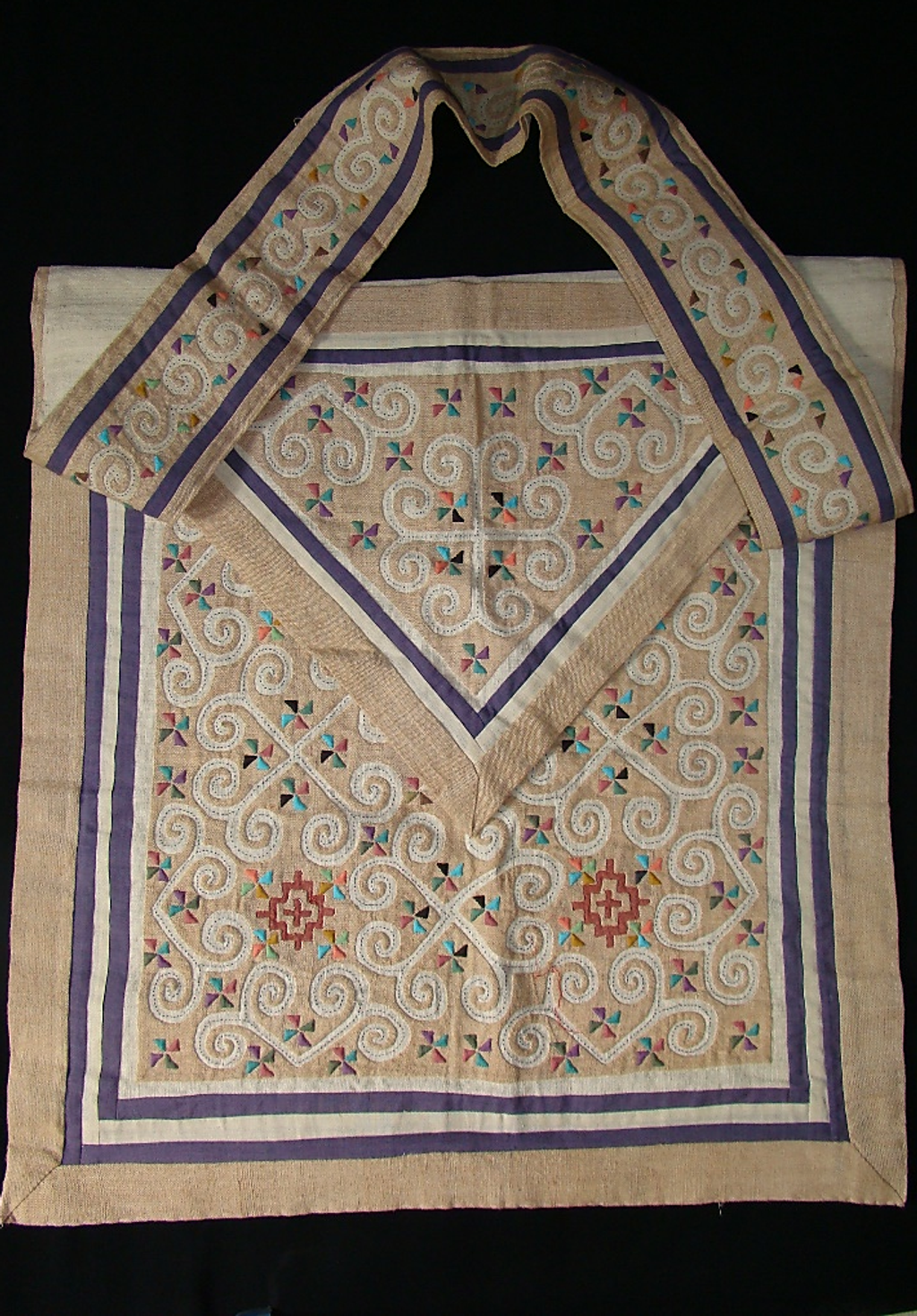 ຜ້າແພເຮັດດ້ວຍຜ້າ ຝ້າຍ ຖົງຟານສີຄິມ ລາຍດອກຜັກກູດ