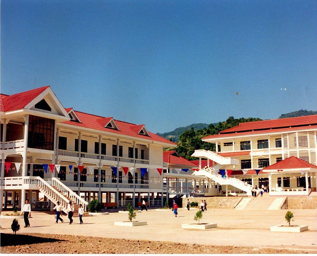 ໂຮງ​ຮຽນ​