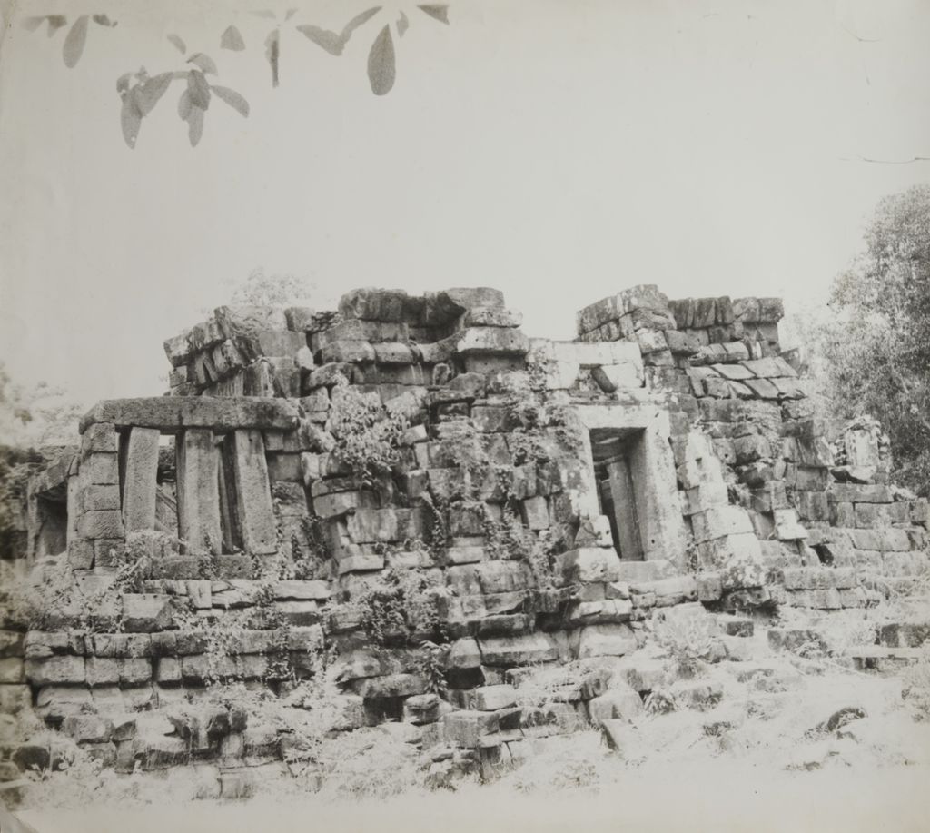 ເຮືອນຫີນວັດພູ